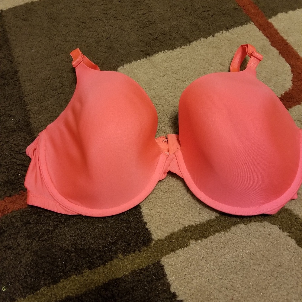 V.S. Bra